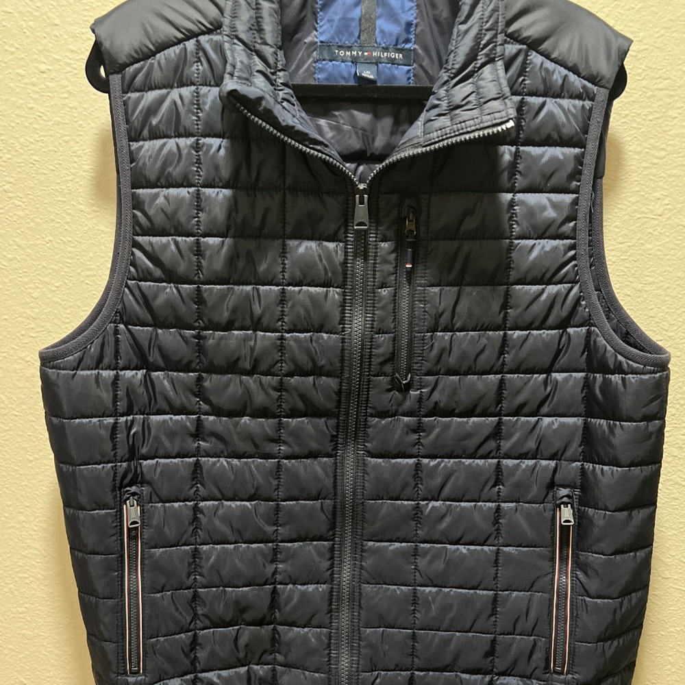 Tommy Hilfiger large Prima-loft quilted vest